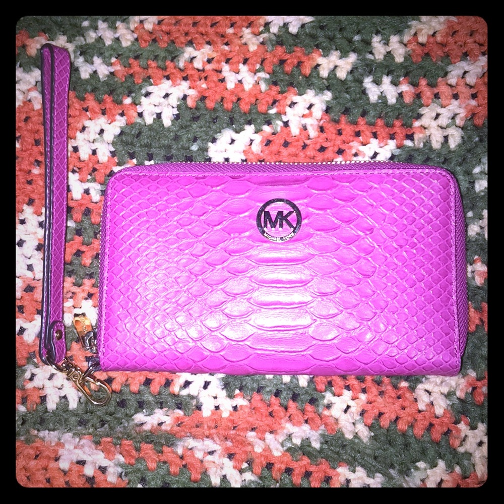 Authentic Michael Kors Wallet/Wristlet